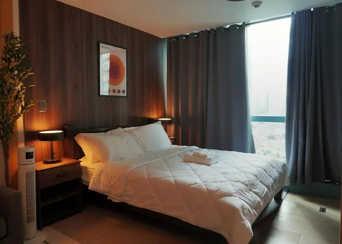 New! Rustic Cozy 350mbps Skyline Bgc Uptown Backhome3 *