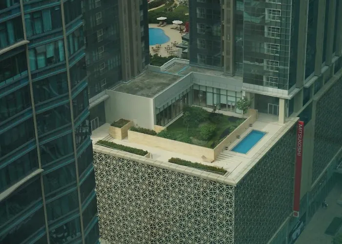 Apartment New! Rustic Cozy 350mbps Skyline Bgc Uptown Backhome3
