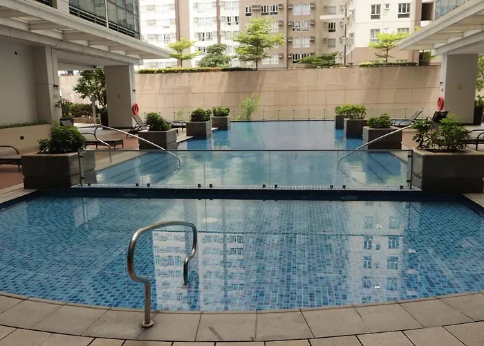 New! Rustic Cozy 350mbps Skyline Bgc Uptown Backhome3