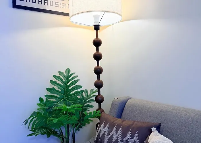 New! Rustic Cozy 350mbps Skyline Bgc Uptown Backhome3 *